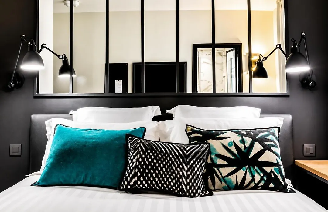 Laz' Hotel Spa Urbain Paris-1